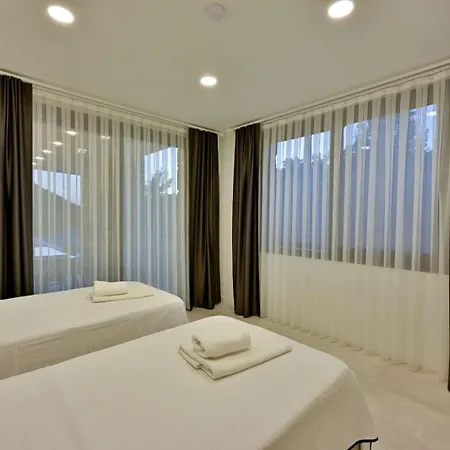 Begonvilla Goecek Goekceovacik *