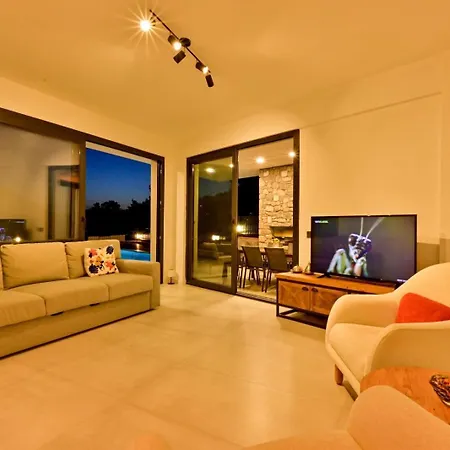 Begonvilla Goecek Goekceovacik *